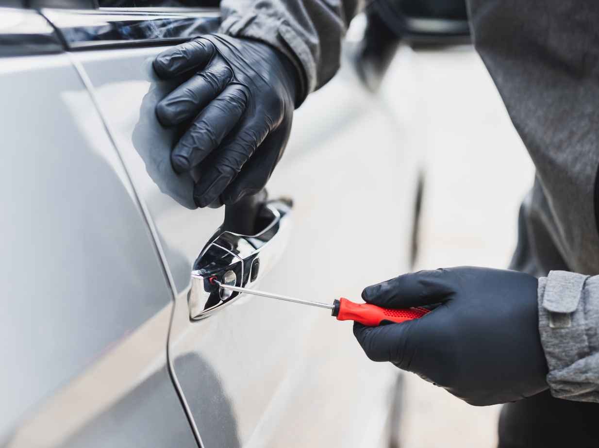 Keyless car theft